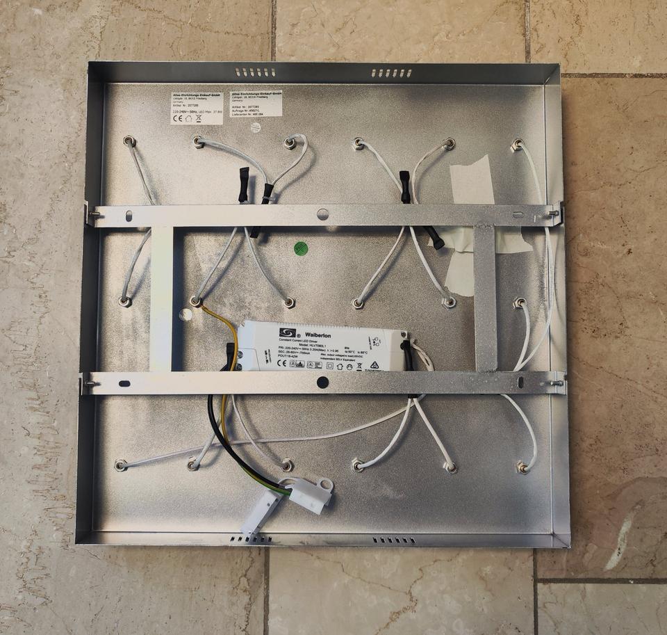 LED Deckenleuchte Chrom 9 rundischen Leuchten 44 x 44 wie NEU in Reinbek