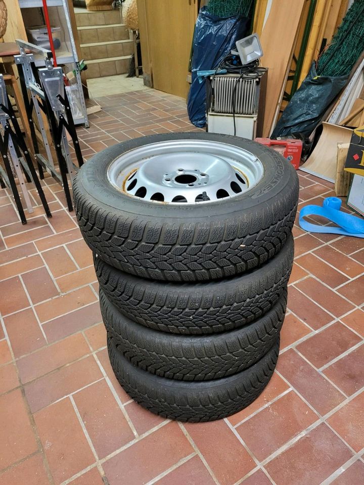 Winterreifen für Smart Dunlop Winter Response 2 185/60R15 in Waging am See