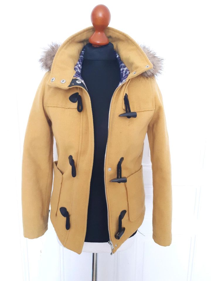 Bershka Duffle Coat gelb, Gr.S/34/36 in Stuttgart