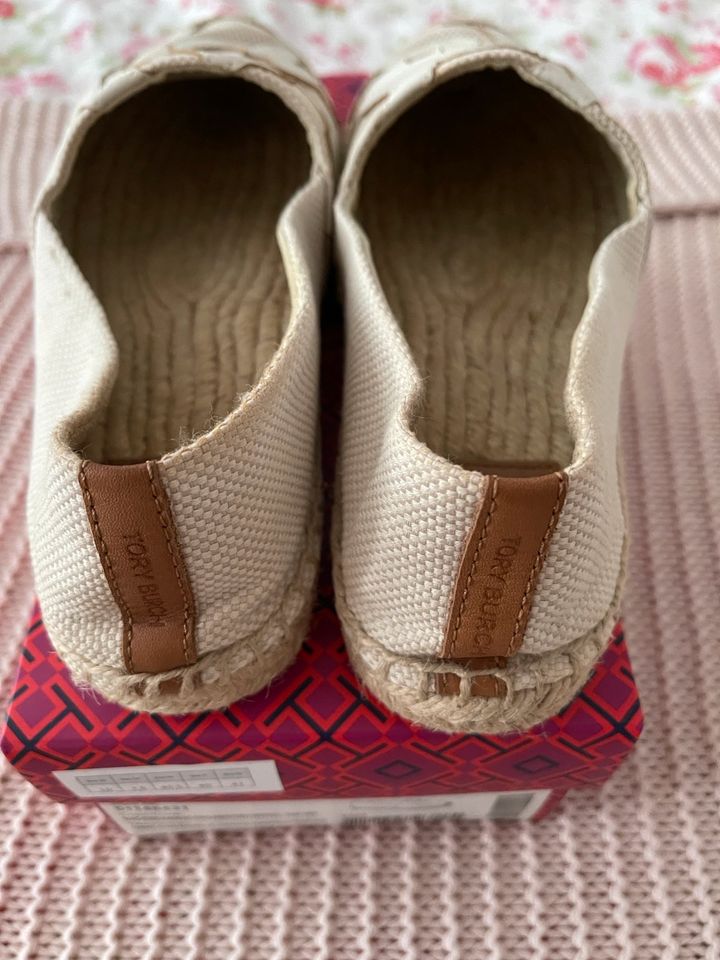 Tory Burch Espadrilles beige / Gr. 40,5 in Berlin