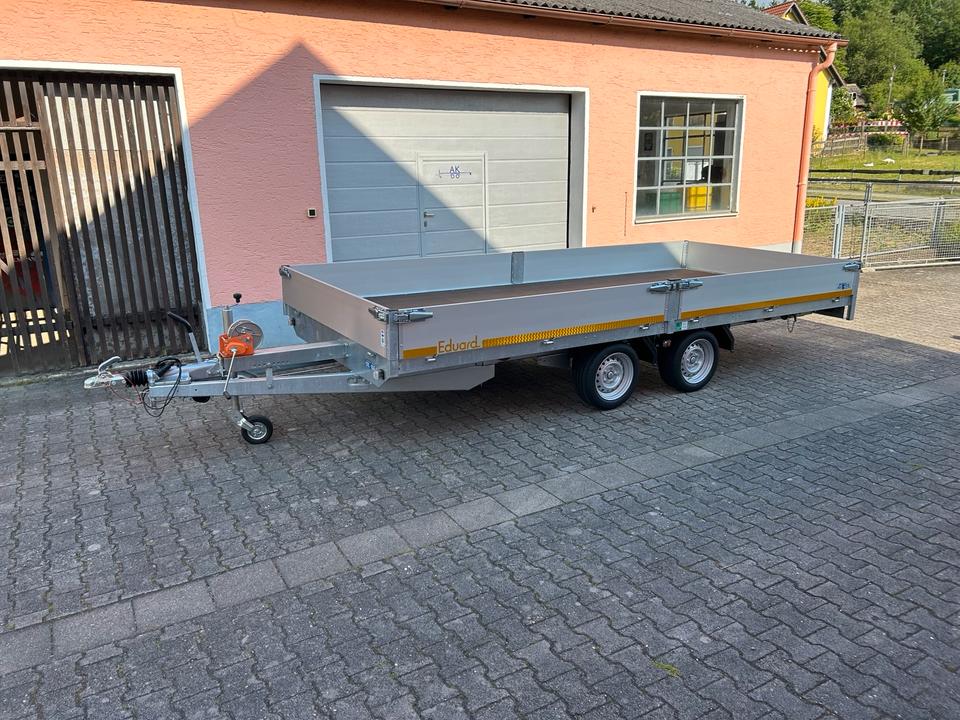 3.500kg Anhänger Hochlader Transporter Vermietung Auto mieten in Wolfsegg