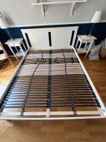 Schlafzimmer mit IKEA Bett SONGESAND 160cm Mecklenburg-Vorpommern - Stralsund Vorschau