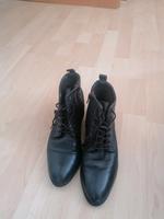 Salamander Damen Stiefelette echt Leder wie NEU Gr 37 Nordrhein-Westfalen - Wermelskirchen Vorschau
