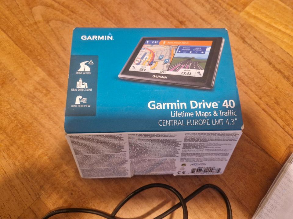 Garmin Drive 40 Navi *Zubehör und OVP* in Tännesberg