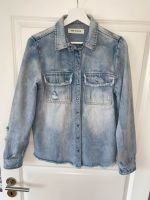 Sophie Schnorr  Jeanshemd Jeansjacke Nordrhein-Westfalen - Hückeswagen Vorschau