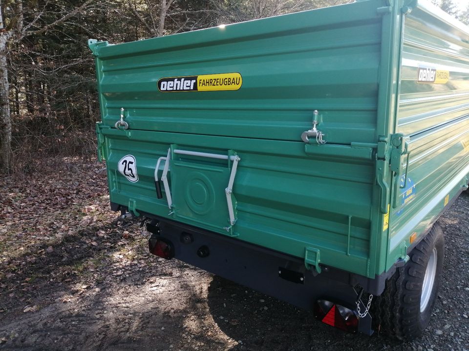 Dreiseitenkipper Oehler EDK60S 3 Seiten Kipper Traktor Anhänger in Loßburg