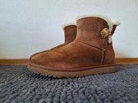UGGs mit Swarovski Stein Bayern - Oberaudorf Vorschau