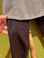 Schwarze glitzer Leggings Disco tanzen Sport Größe 152/158 Bayern - Goldkronach Vorschau