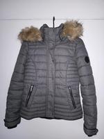 Winterjacke von Pimkie (Fellkragen Jacke warm Grau Kapuze) Niedersachsen - Celle Vorschau