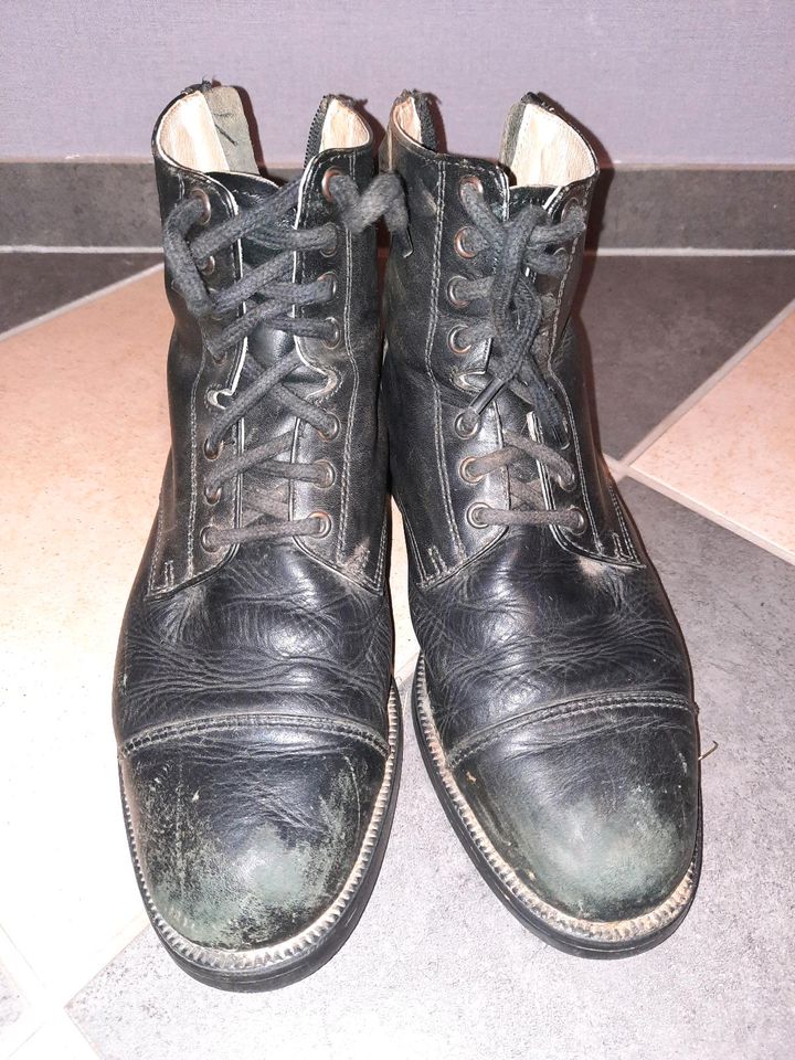 Reitschuhe reitstiefel schwarz gr.39 in Bad Salzschlirf