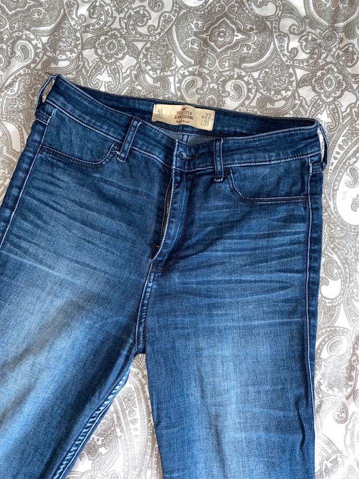 Hollister High Rise Jeans in Friedrichskoog