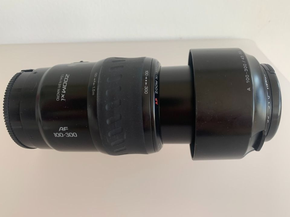Minolta Zoomobjektiv AF 100-300 in München