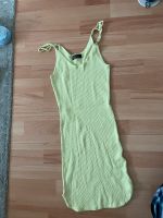 Enges Kleid Lime grün XS Bershka Stretch Hamburg - Wandsbek Vorschau