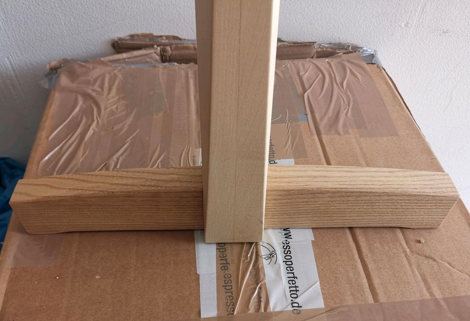 Stehpult Ablagetisch Holz 110cm hoch, 40cm bis 49cm breit, 40cm t in Nürnberg (Mittelfr)