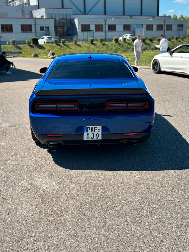 Dodge Challenger 6.4L Widebody R/T in Geisenfeld