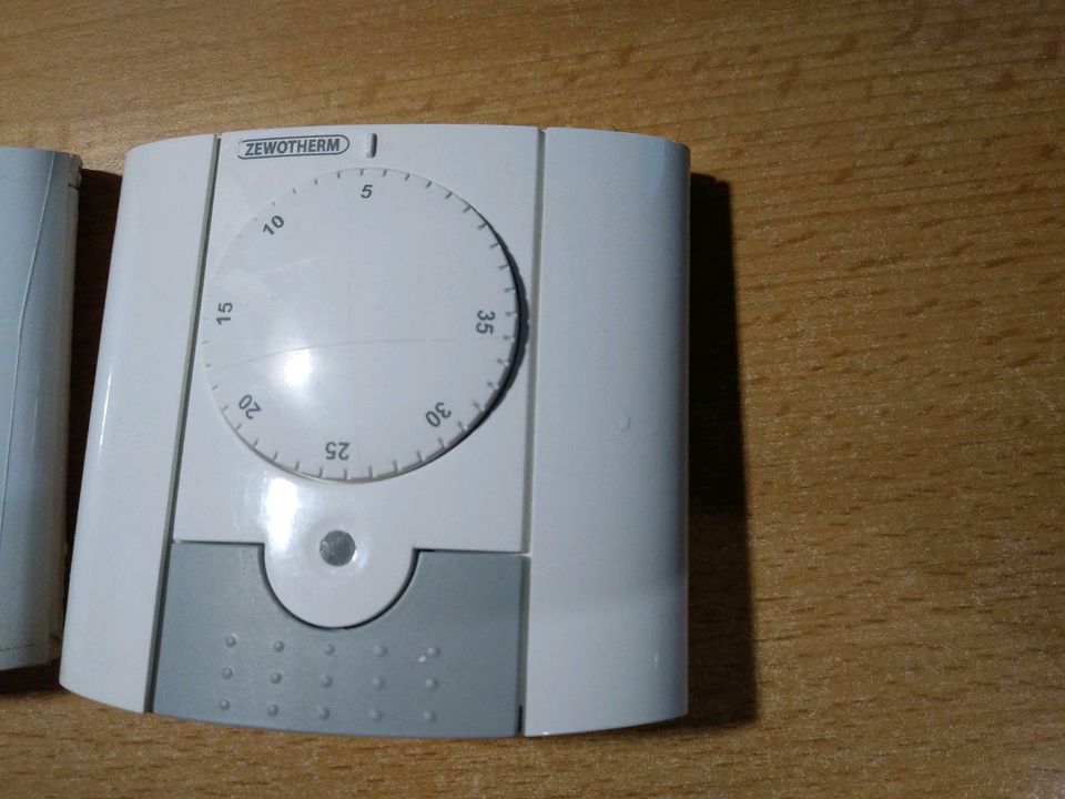 Zewotherm Raumthermostat Aufputz 230V in Cloppenburg