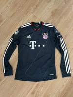 ORIGINAL signiertes Philipp Lahm CL Trikot Neuhausen-Nymphenburg - Neuhausen Vorschau