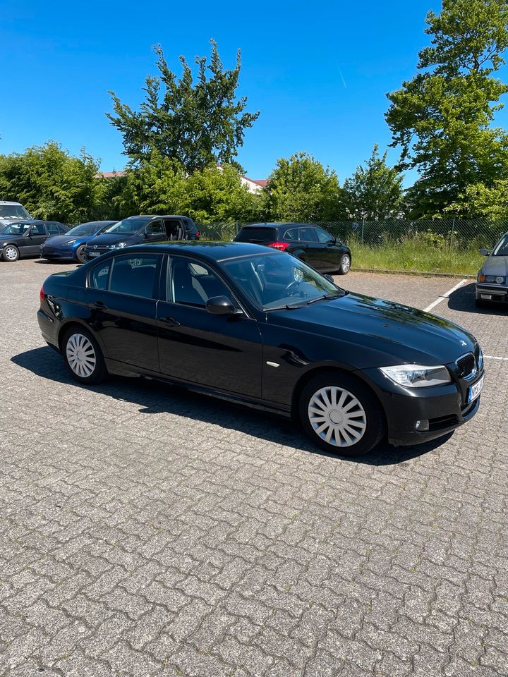 BMW 318i Facelift in Neumünster