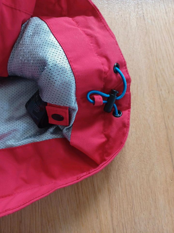 H&M Übergangsjacke wasserdicht rot Gr.122 Herbstjacke in Nordhorn