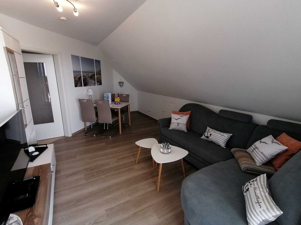 Moderne 70 m² Ferienwohnung mit großer Loggia u. großem Bad in Grömitz