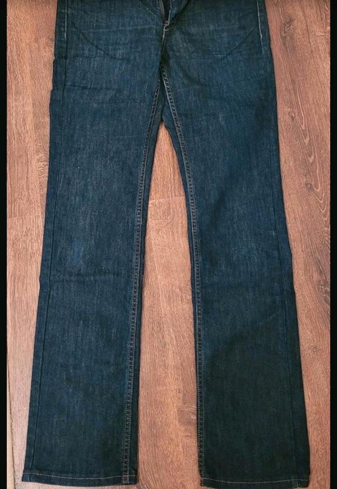 Jeans h&m 30/34 in Boizenburg/Elbe