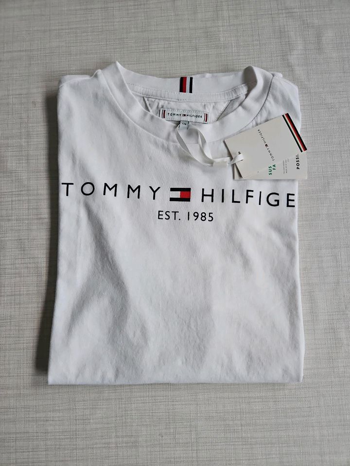 Tommy Hilfiger T-Shirt 176 Neu! in Sargenroth