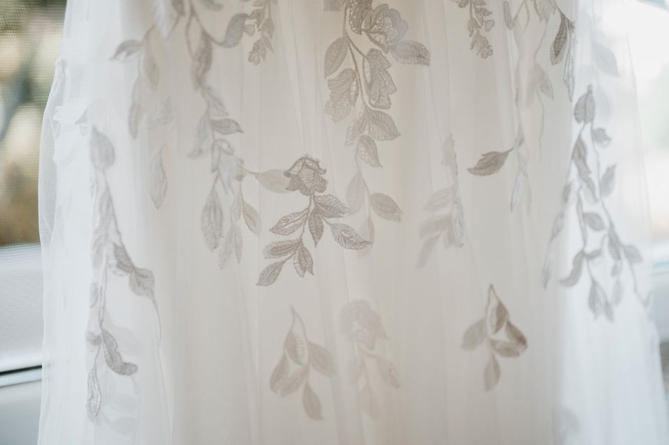 Brautkleid Hochzeitskleid | gereinigt | A-Linie | Größe S/M in Bielefeld