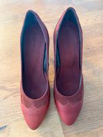 Rote Pumps von Esprit in Gr. 40- ungetragen!! Berlin - Tempelhof Vorschau