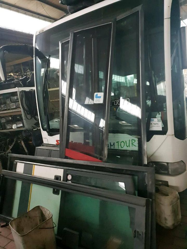 Bus türen Omnibus citaro setra MAN Mercedes Neoplan Fenster Sitze in Hamburg