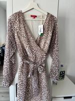 Guess Kleid Leoprint Niedersachsen - Wietzendorf Vorschau