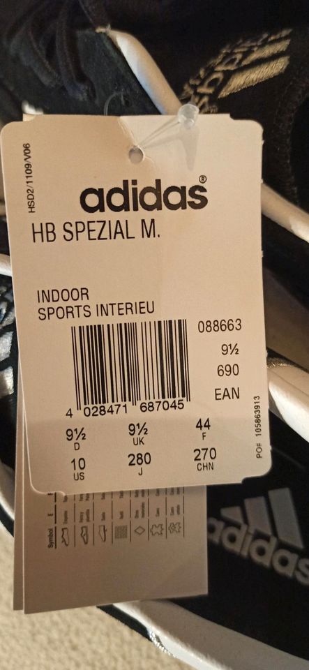 NEU Adidas Leder Spezial Handball Sneaker Sportschuhe in Hückeswagen