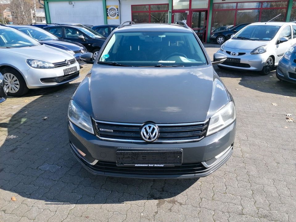 Volkswagen Passat Variant Trendline Blue Motion in Minden