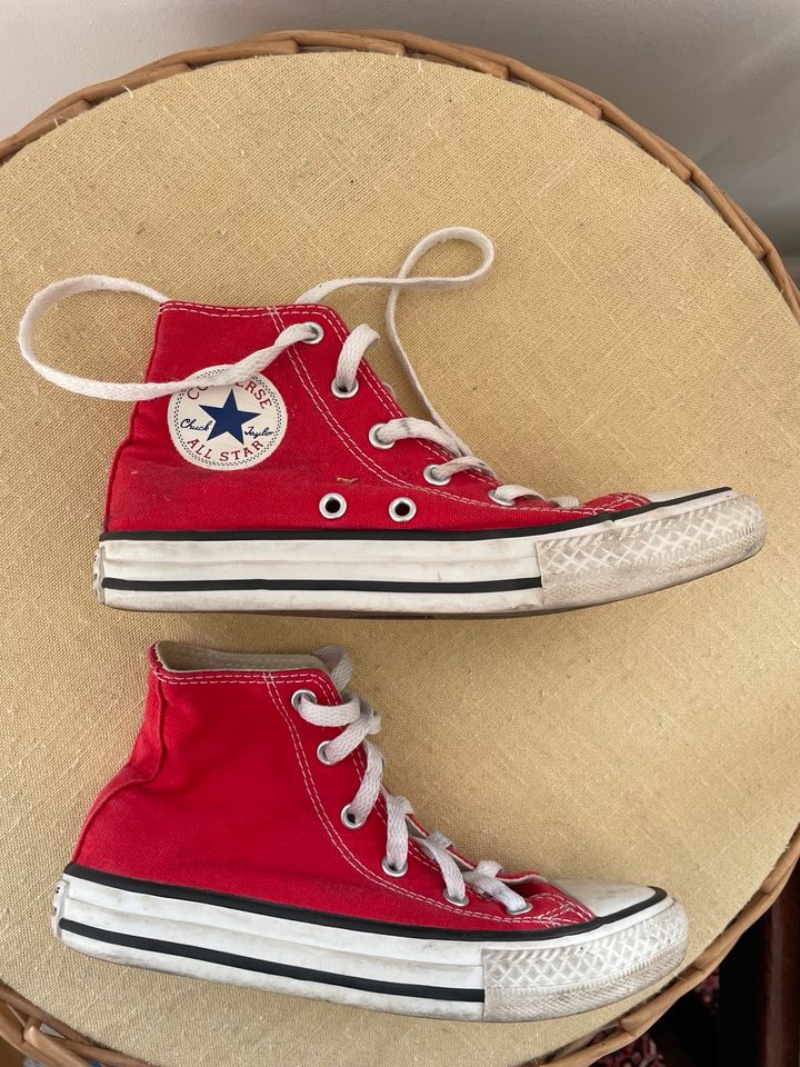 Converse Chucks all Star rot 32 in Leipzig