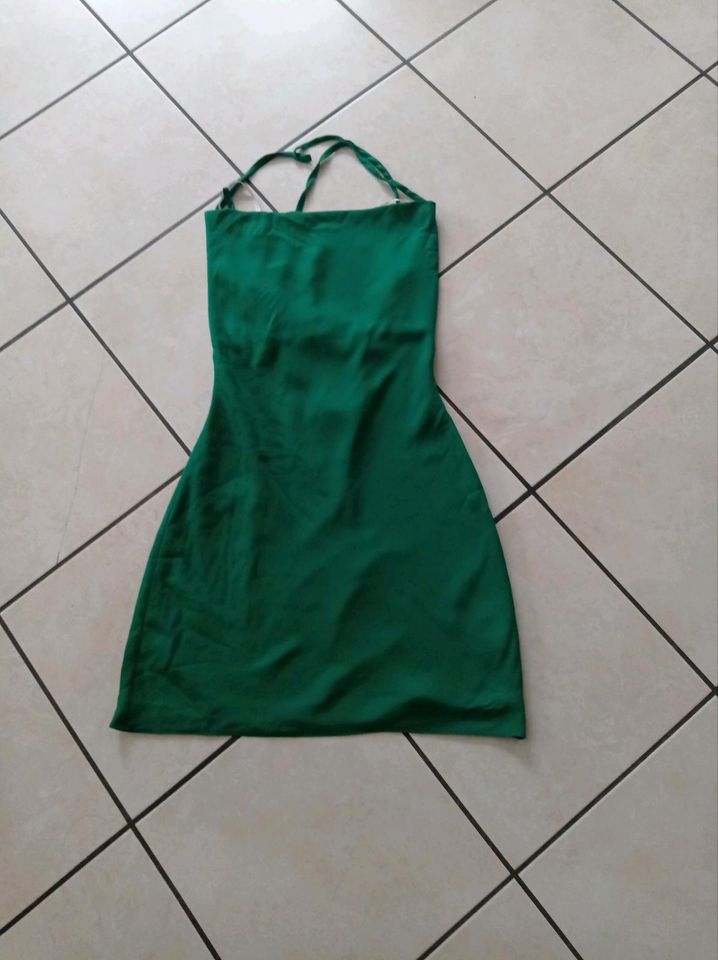 Kleid von asos Gr S 36 grün in Mengen