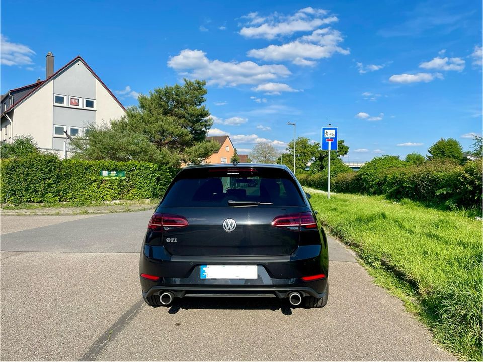 VW Golf GTI 7 / 2.Hand in Ilvesheim