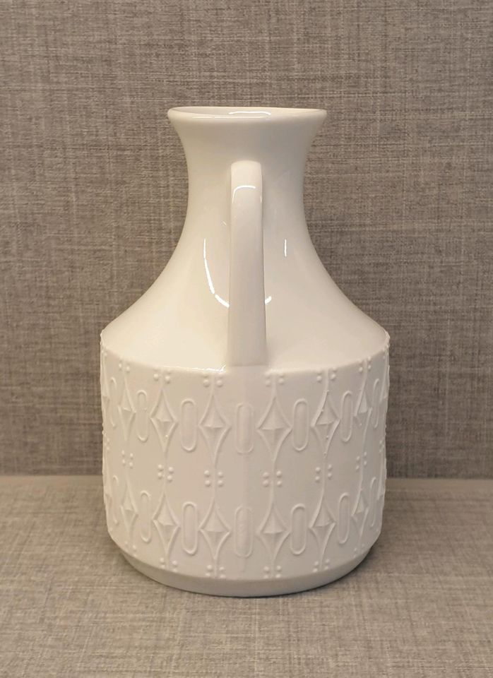 Royal KPM Vase Biskuit Porzellan in Wustermark