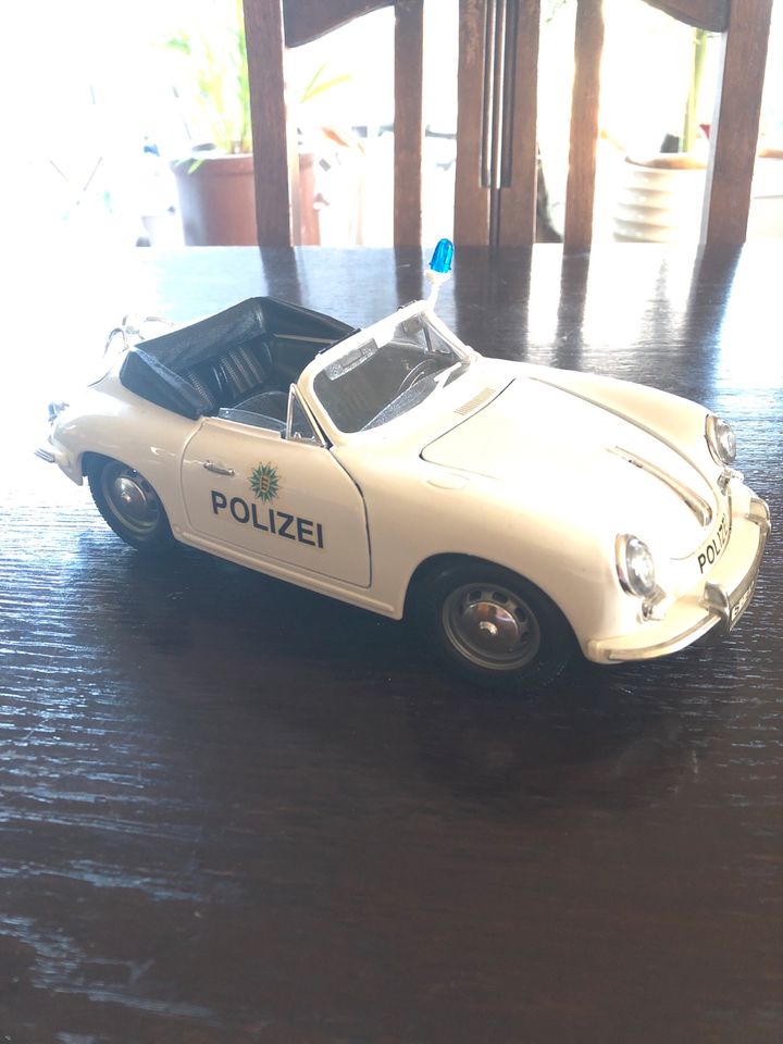 Porsche 356 B Polizei 1964 Burago in Hohn