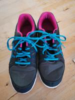 Asics Gel Sneaker Gr. 41,5 abzugeben Nordrhein-Westfalen - Rheinbach Vorschau