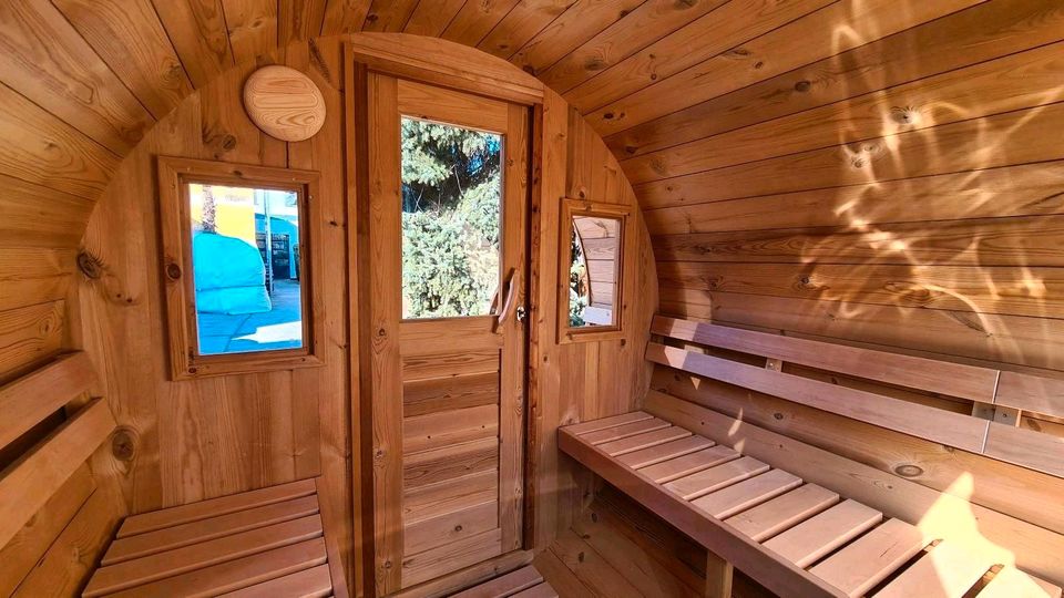 Vormontierter Bausatz oder komplett fertig Fasssauna Holzofen Saunafass Garten Sauna Harvia Saunatonne Haus Fassauna Badezuber Hot Tub Kamin Badefass Brennholz Feuertonne Tiny House Gartenhaus mobile in Erfurt