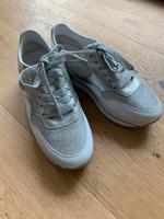 HOGAN Sneaker Weiß/Silber Gr. 39 Hessen - Wiesbaden Vorschau