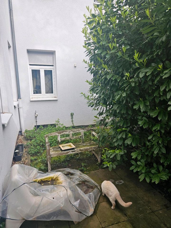 Lichtdurchflutete Singel Wohnung mit eigener Terrasse in Karlsruhe