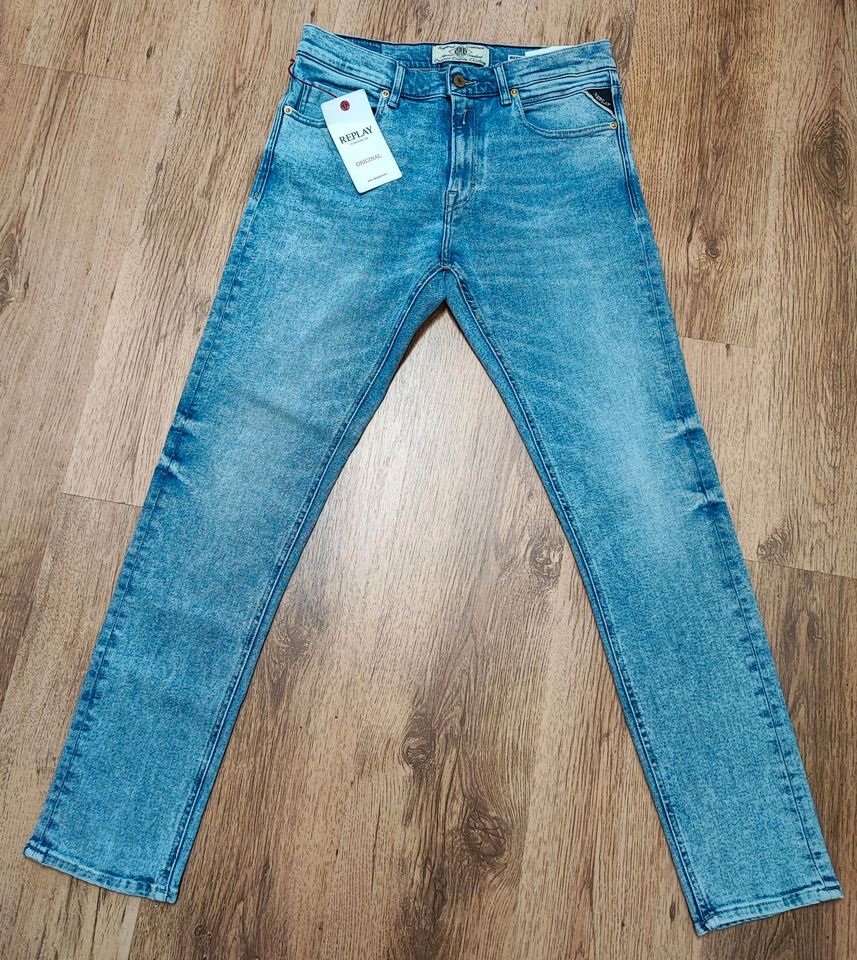 REPLAY Jeans, Modell Mickym - Tapered Fit in Light Blue Gr 31/L32 in Leverkusen