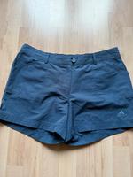 Kurze Adidas Damen Shorts in  , Gr. 40 Schleswig-Holstein - Elmshorn Vorschau