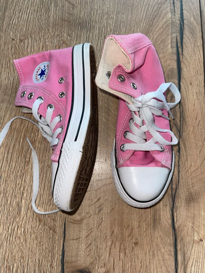 Converse ❤️ coole rosa Chucks pink High ❤️ Größe 30 in Kassel