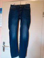 Neuwertig schmal Blaue Jeans Größe M 30/32 von Denim Nordrhein-Westfalen - Brühl Vorschau