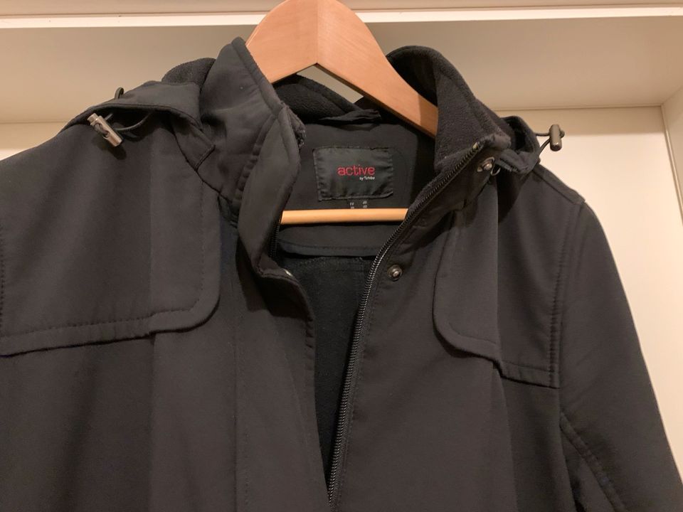 Softshell Mantel Jacke TCM active schwarz 40 in Frankfurt am Main