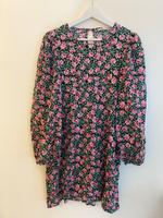 Kleid mit Blumenmuster – Verspielt & Bequem! Nordrhein-Westfalen - Würselen Vorschau