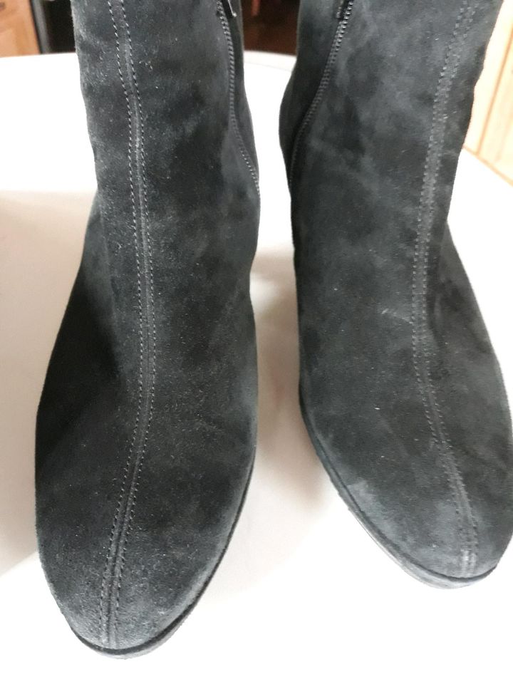 Gabor Stiefeletten Gr. 6,5 (40) schwarz in Hainburg