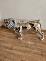 Deko Figur lebensgroße Englische Bulldogge silber Bayern - Neudrossenfeld Vorschau