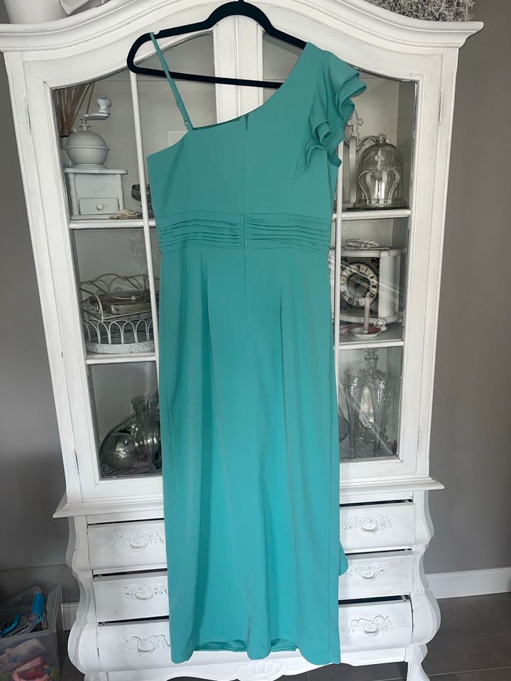 Abendkleid Größe 38/40 mint grün in Dormagen